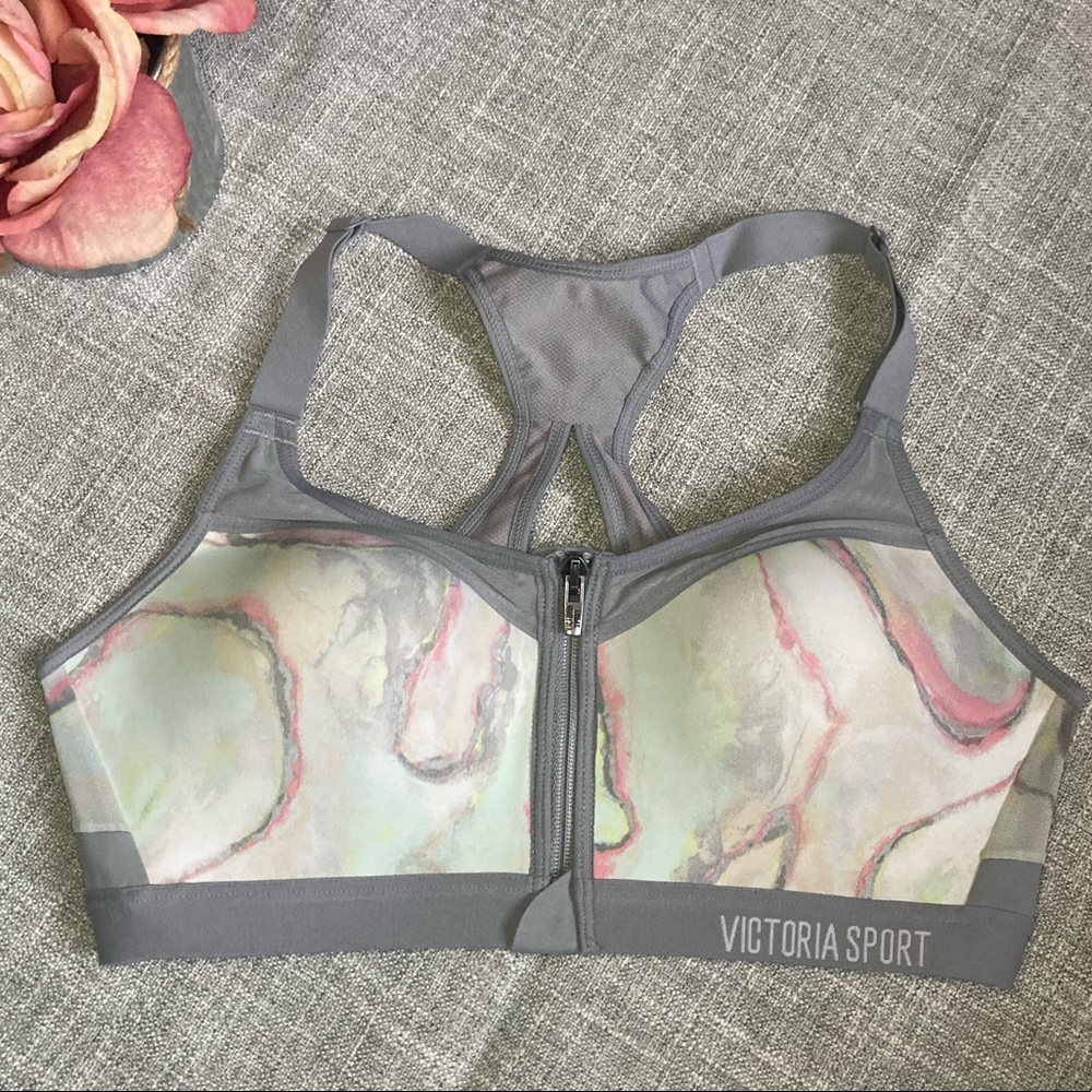 🖤VICTORIA SPORT Knockout sports bra  (full support bra)